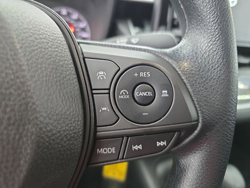 Used 2024 Toyota Corolla LE image 17