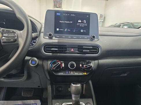 Certified 2023 Hyundai Kona SEL AWD/4WD image 19