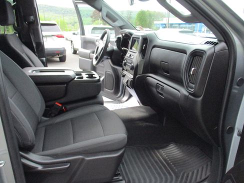 Certified 2024 Chevrolet Silverado 1500 Custom w/ Dark Appearance Package AWD/4WD image 15