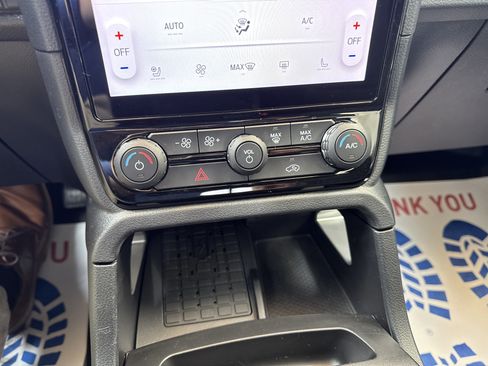 Used 2024 Ford Ranger Lariat w/ FX4 Off-Road Package image 27