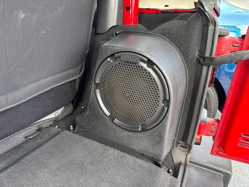 Used 2009 Jeep Wrangler X AWD/4WD image 29