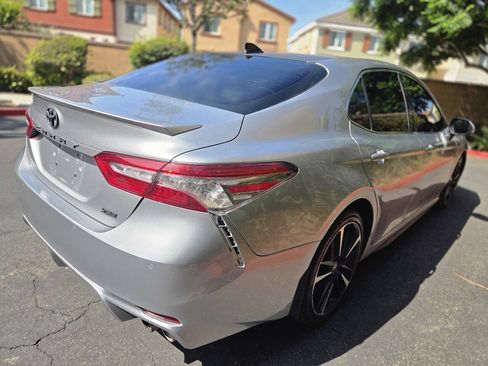 Used 2018 Toyota Camry XSE FWD image 6