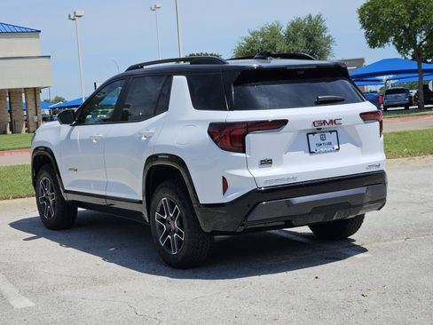 New 2026 GMC Terrain AT4 AWD/4WD image 4