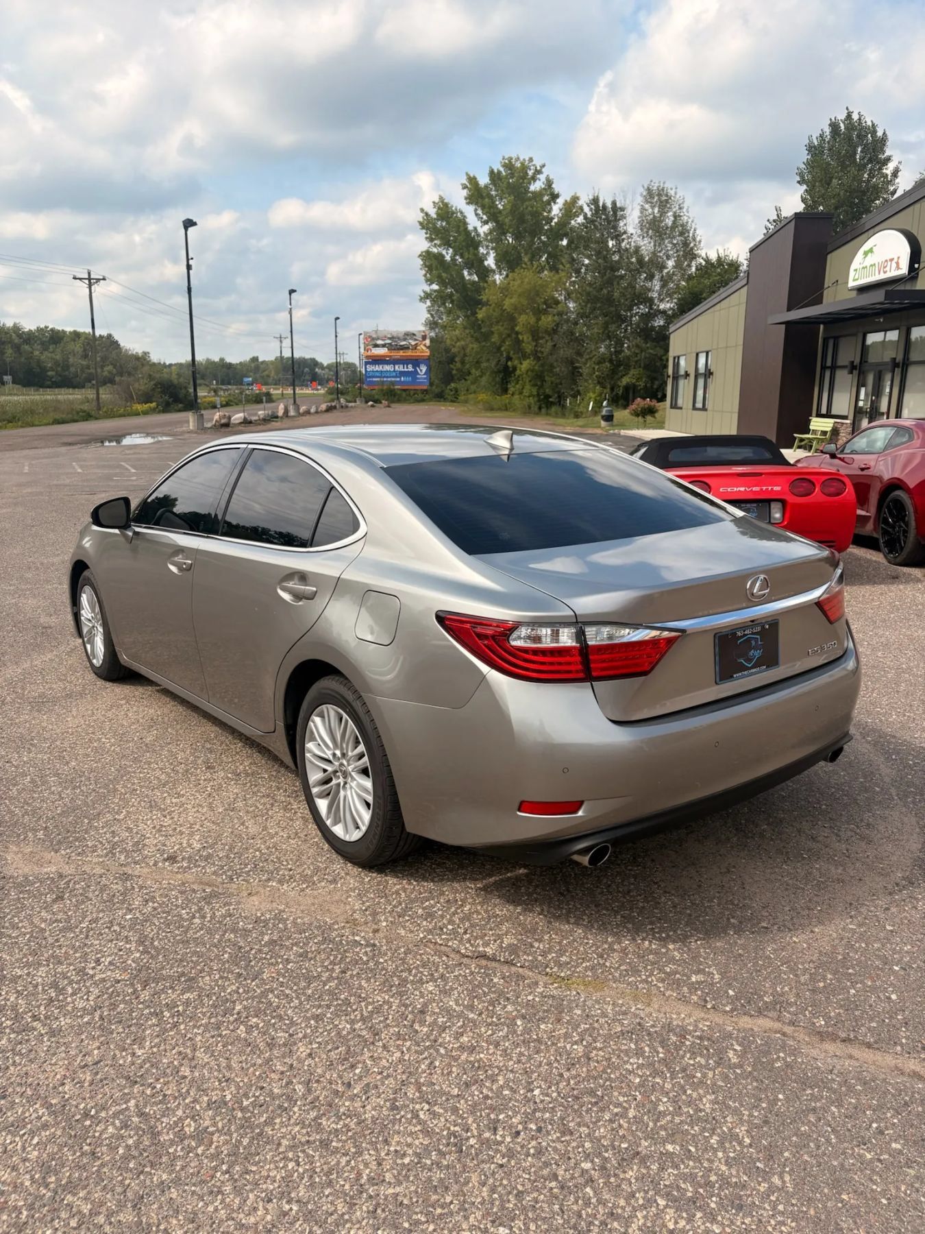 Used 2015 Lexus ES 350 w/ Luxury Package FWD image 8