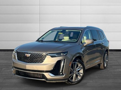 Used 2022 Cadillac XT6 Premium Luxury FWD image 1