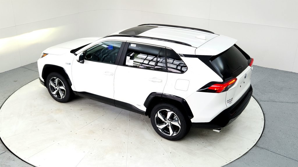 Certified 2023 Toyota RAV4 SE w/ Weather & Moonroof Package AWD/4WD image 15