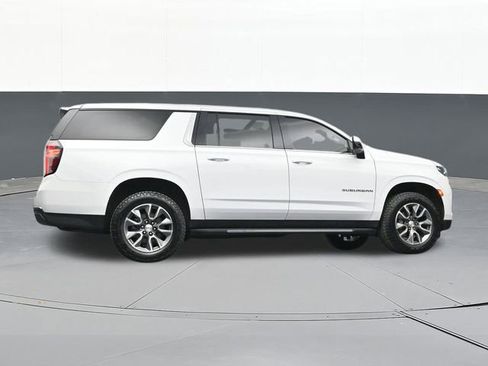 Used 2024 Chevrolet Suburban LT w/ LT Signature Package image 52