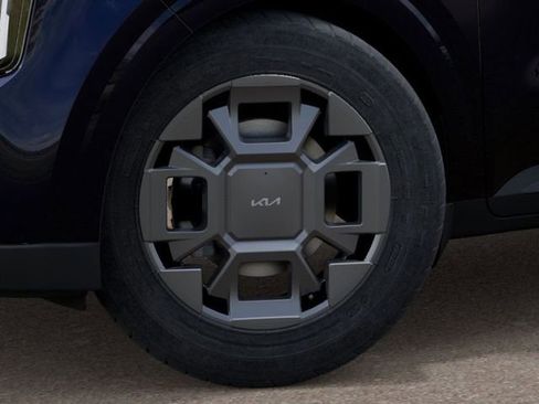 New 2026 Kia Carnival EX FWD image 9