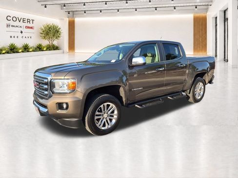 Used 2016 GMC Canyon SLT w/ Driver Alert Package AWD/4WD image 4