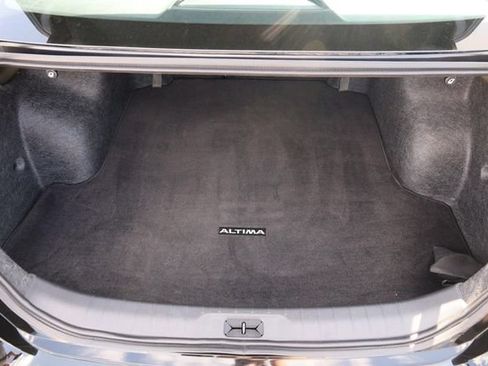Certified 2025 Nissan Altima 2.5 SV w/ SV Premium Package AWD/4WD image 7