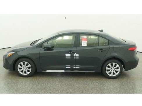 New 2026 Toyota Corolla LE image 3