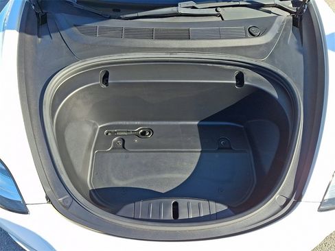 Used 2020 Tesla Model 3 Standard Range Plus image 27