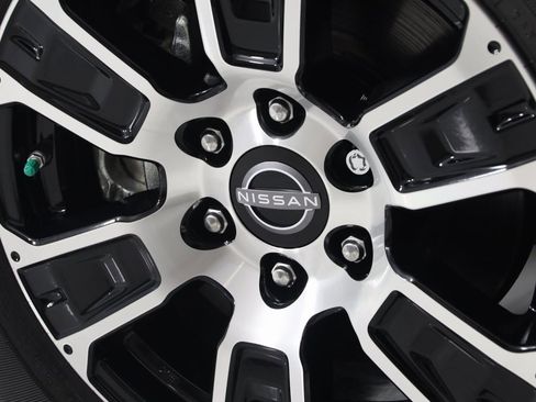 Used 2023 Nissan Titan SV w/ Accessory Utility Package image 14