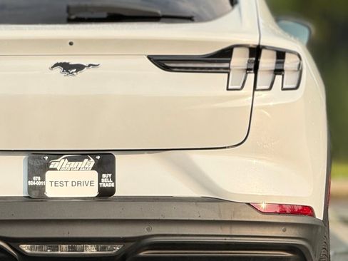 Used 2022 Ford Mustang Mach-E Select AWD/4WD image 17