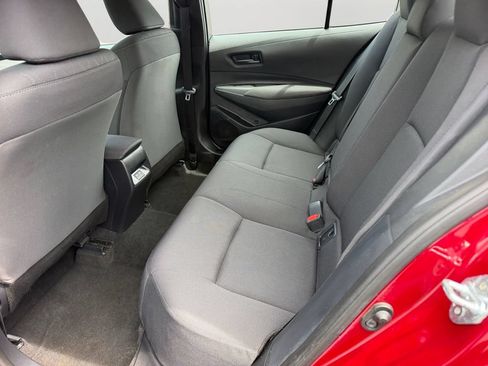 Used 2025 Toyota Corolla LE FWD image 12