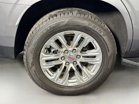 Used 2022 GMC Yukon SLT AWD/4WD image 32