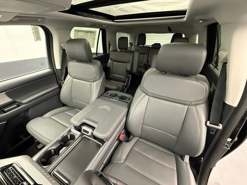 New 2026 Ford Expedition Active AWD/4WD image 44