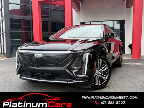 Used 2024 Cadillac Lyriq Luxury w/ LPO, Floor Liner Package AWD/4WD image 1
