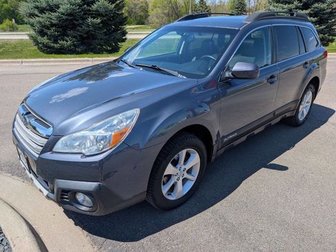Used 2014 Subaru Outback 2.5i Limited AWD/4WD image 5