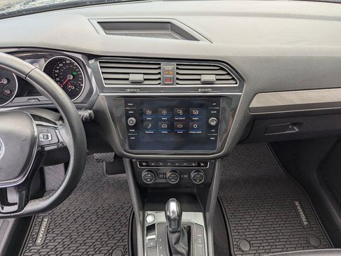 Used 2018 Volkswagen Tiguan S AWD/4WD image 17