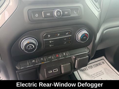 Used 2023 Chevrolet Silverado 1500 Custom image 15