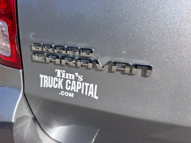 Used 2018 Dodge Grand Caravan SXT w/ Driver Convenience Group FWD image 9