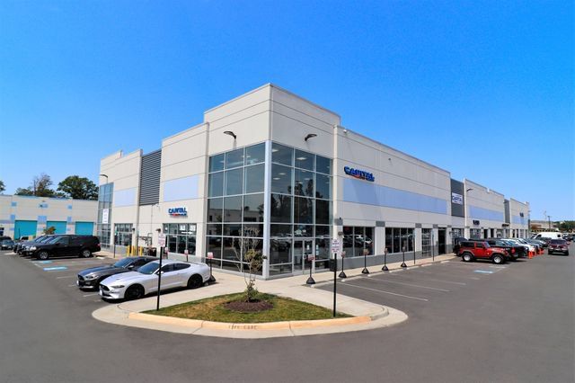 Used 2021 Ford Mustang Premium w/ Equipment Group 201A RWD image 71