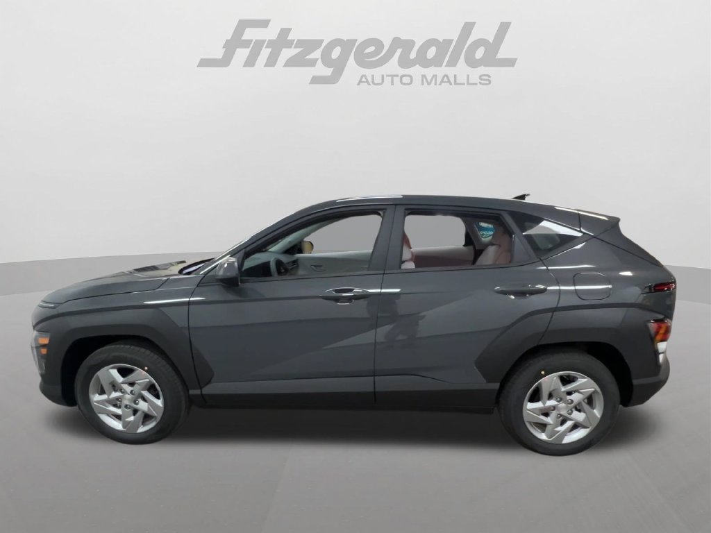 New 2027 Hyundai Kona SE FWD image 5