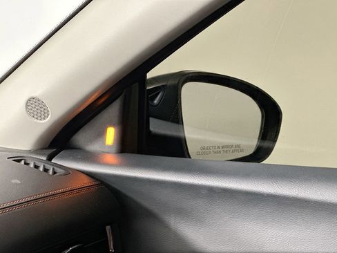 Certified 2023 Nissan Sentra SR w/ SR Premium Package image 25