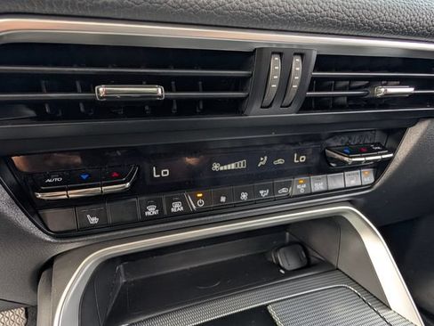 Certified 2024 MAZDA CX-90 Plug-In Hybrid w/ Premium Pkg AWD/4WD image 27