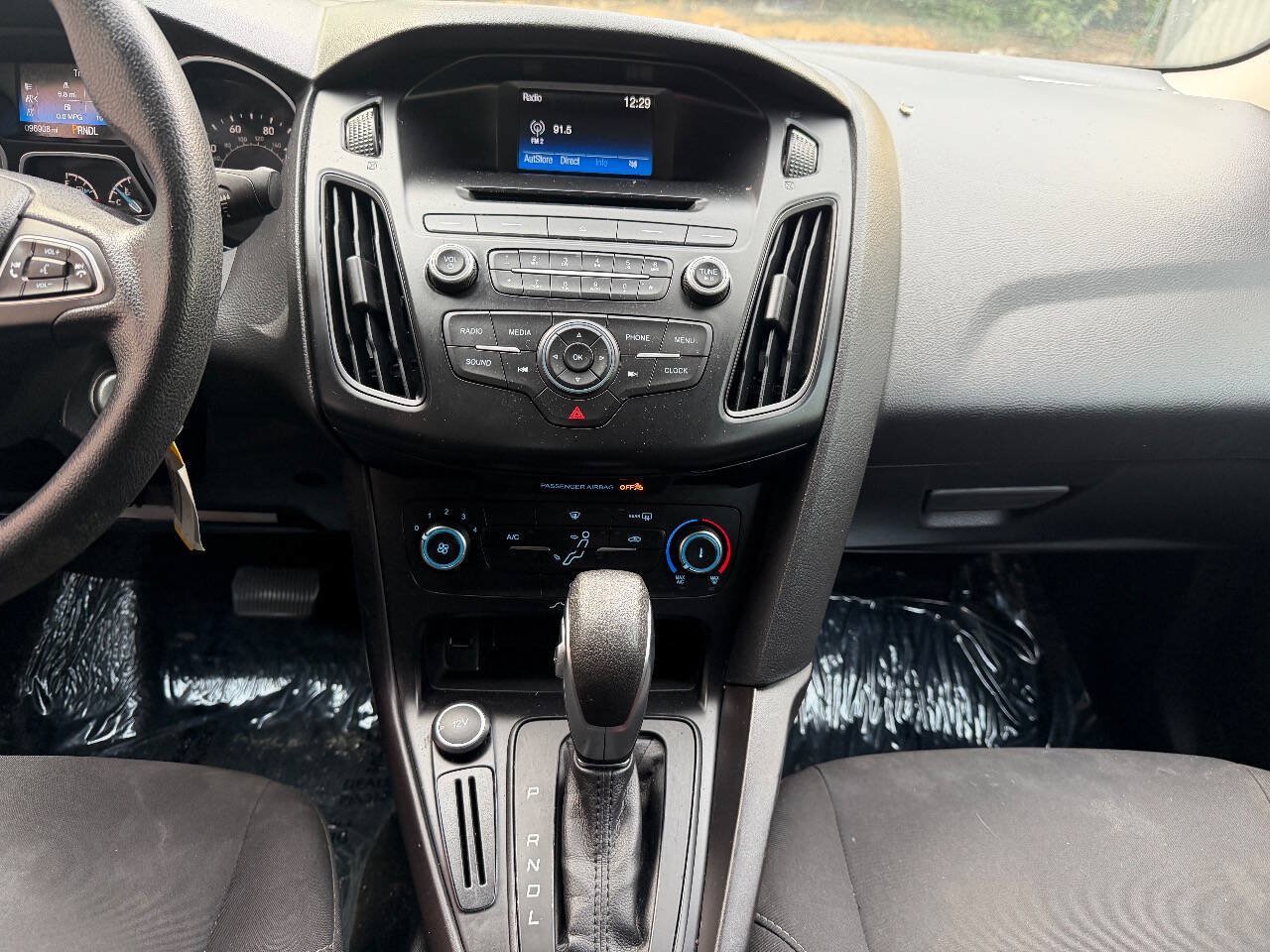 Used 2017 Ford Focus S FWD image 21