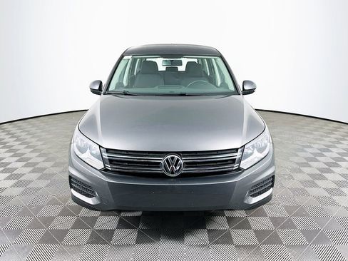 Used 2012 Volkswagen Tiguan S image 4