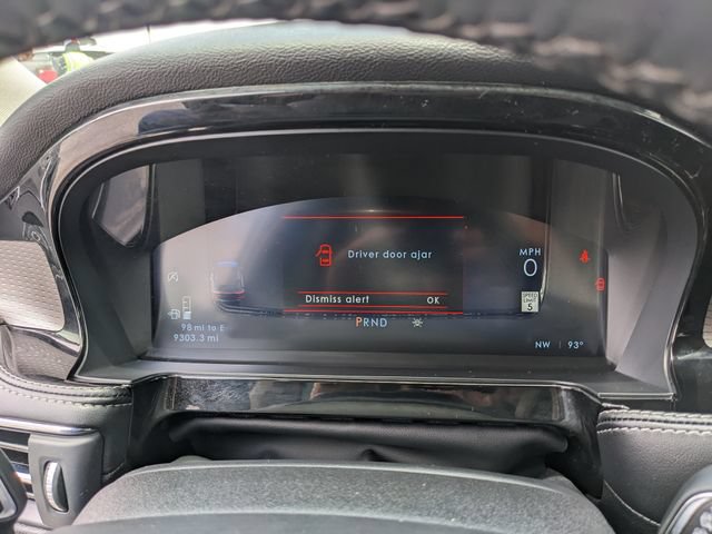 Used 2025 Lincoln Corsair Reserve FWD image 34