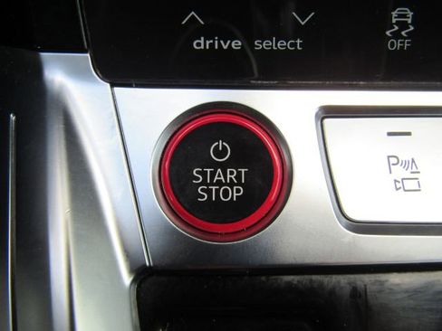 Used 2022 Audi e-tron S Prestige w/ Prestige Package image 50