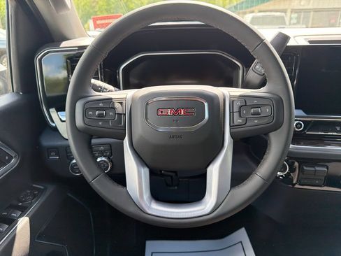 New 2026 GMC Sierra 2500 SLE w/ SLE Convenience Package AWD/4WD image 15