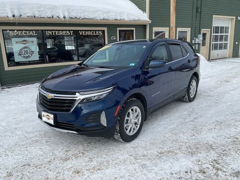 Used 2022 Chevrolet Equinox LT image 3