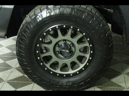 Used 2019 RAM 1500 Rebel w/ Rebel Level 1 Equipment Group AWD/4WD image 18