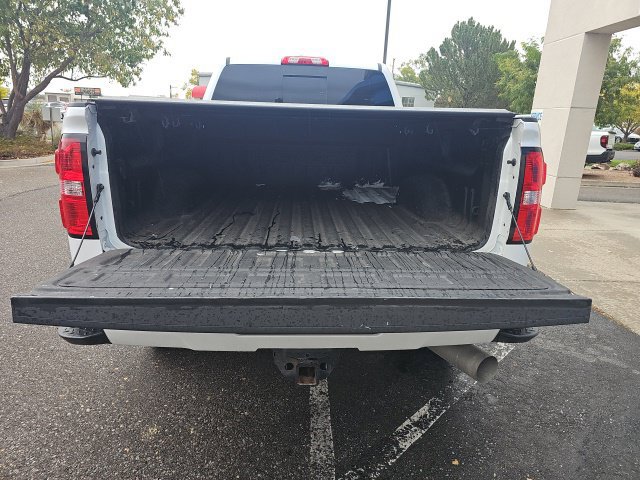 Used 2019 GMC Sierra 2500 Denali w/ Duramax Plus Package AWD/4WD image 7
