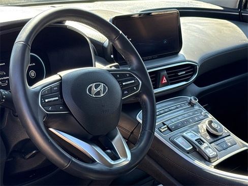 Certified 2023 Hyundai Santa Fe SEL w/ Premium Package image 18