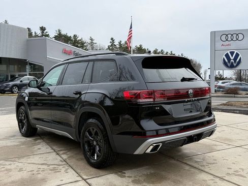 New 2026 Volkswagen Atlas Peak Edition AWD/4WD image 12