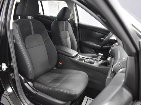 Certified 2025 Nissan Sentra SV w/ All-Weather Package FWD image 14