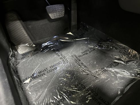 Certified 2025 Lexus ES 350 w/ Technology Package FWD image 17