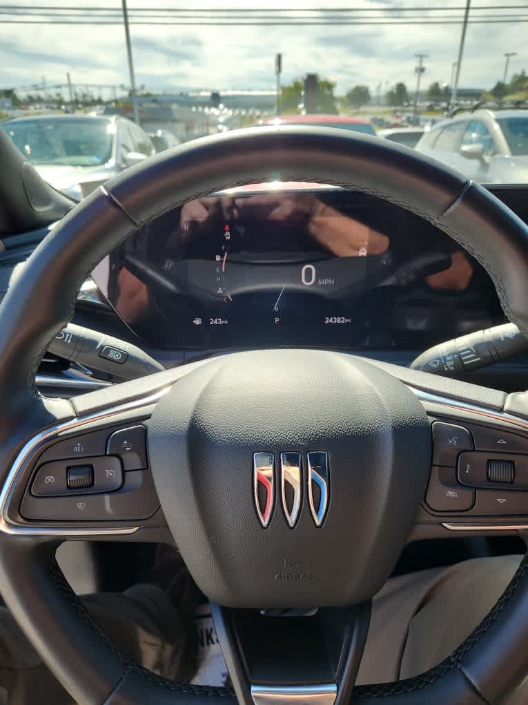 Used 2025 Buick Envista Sport Touring FWD image 17