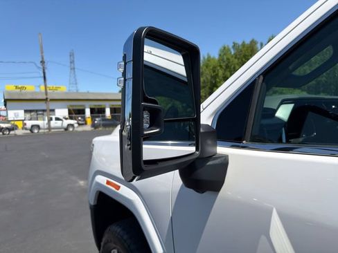 Used 2025 GMC Sierra 3500 Denali w/ Technology Package AWD/4WD image 31