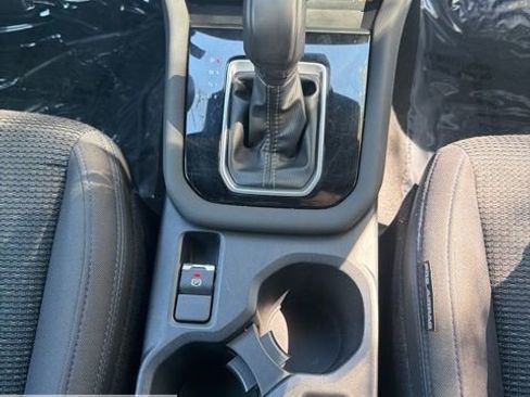 Certified 2025 Subaru Forester Premium image 36