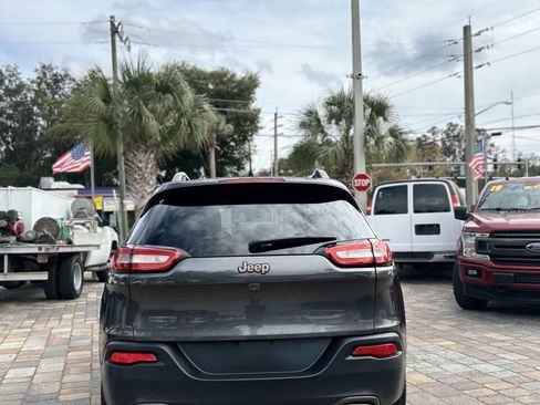 Used 2017 Jeep Cherokee 75th Anniversary image 6