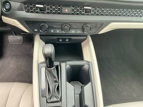 Used 2024 Honda Accord EX image 13