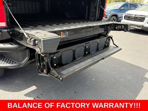 Used 2026 Chevrolet Silverado 2500 ZR2 AWD/4WD image 17
