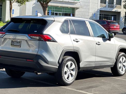 Used 2024 Toyota RAV4 LE image 4