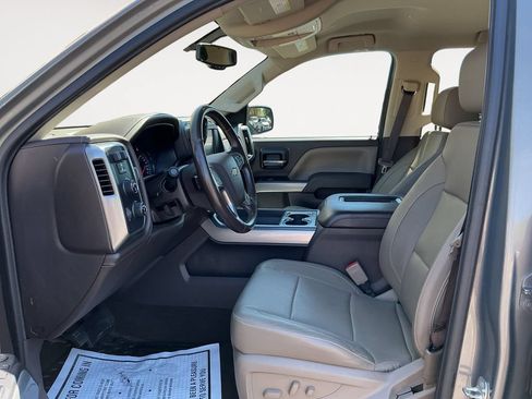 Used 2017 Chevrolet Silverado 1500 LTZ Z71 w/ LTZ Plus Package AWD/4WD image 10